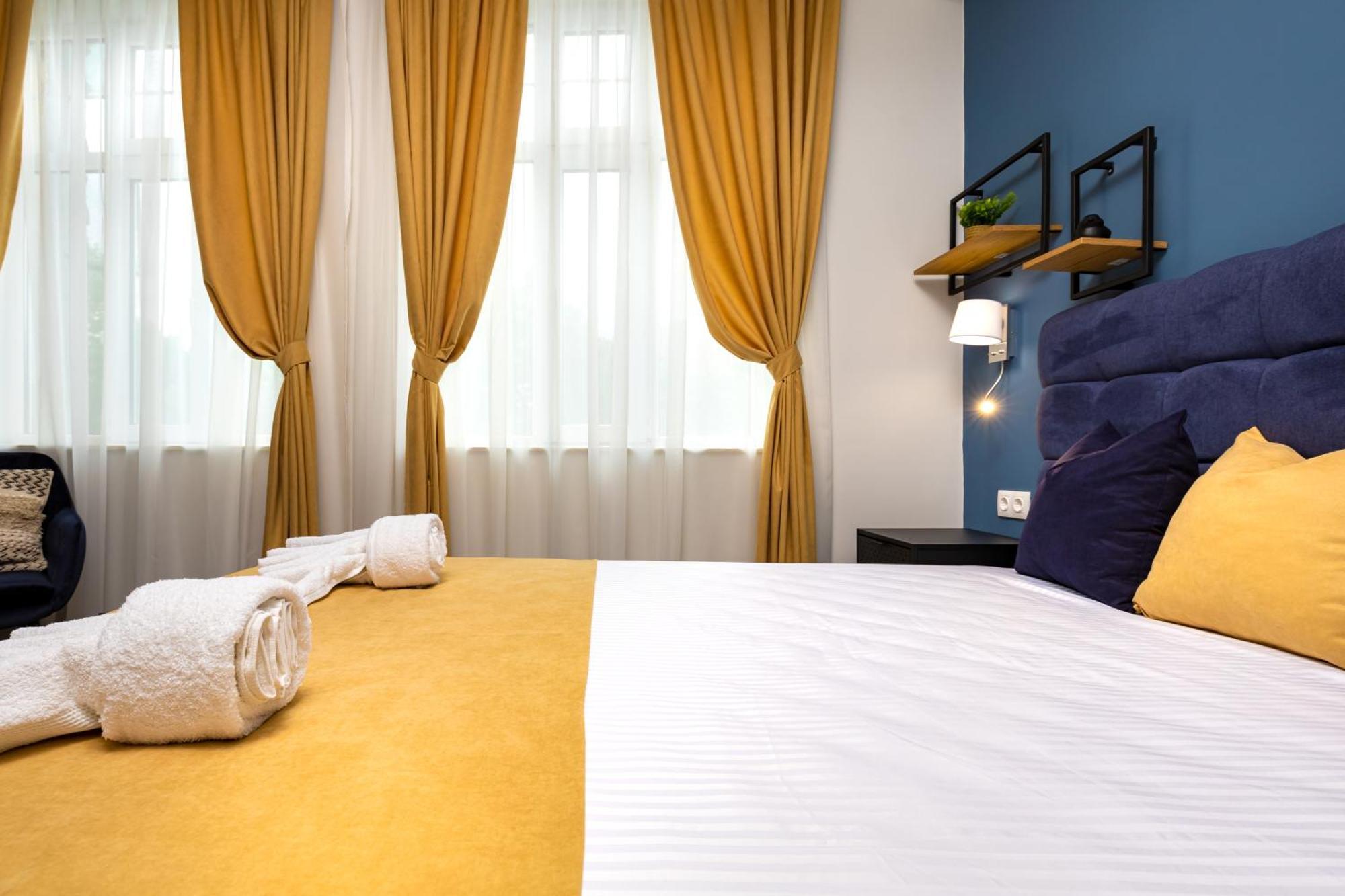 Kapana Guest House On Central Pedestrian Street With Parking Included Пловдив Стая снимка